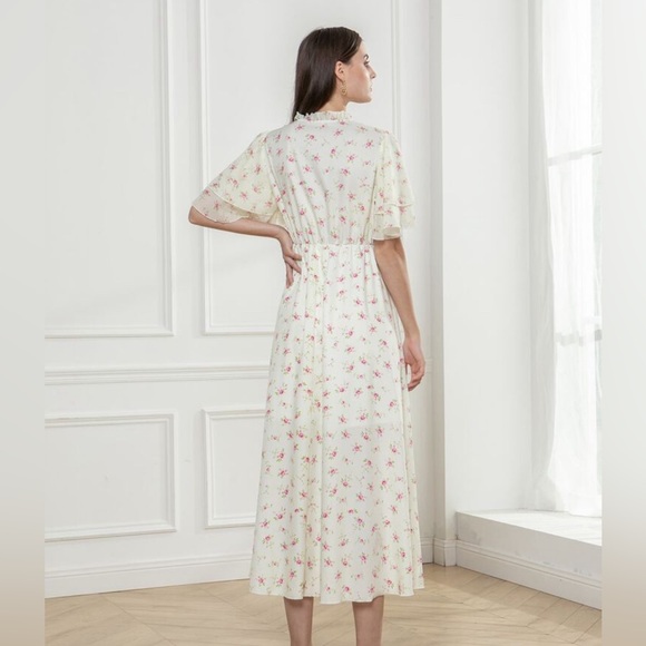 SHEIN Floral Flutter Sleeve Dress with Bow Detail - Picture 2 of 3